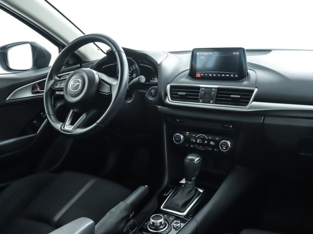 Mazda 3 1.5 АКПП, 2018 фото 11