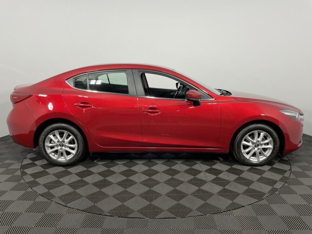 Mazda 3 1.5 АКПП, 2018 фото 9