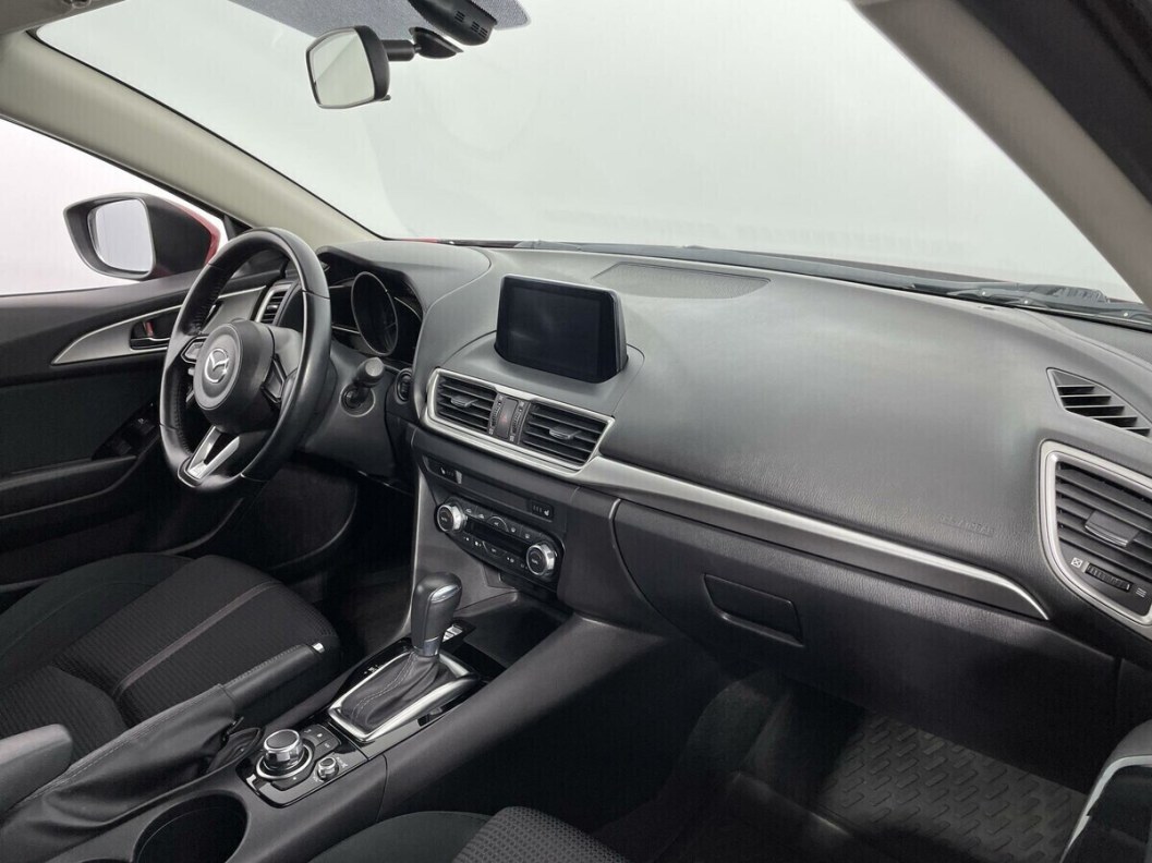 Mazda 3 1.5 АКПП, 2018 фото 15
