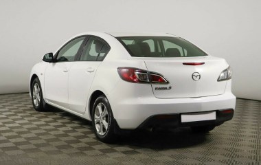 Mazda 3 1.6 АКПП, 2010 превью 3