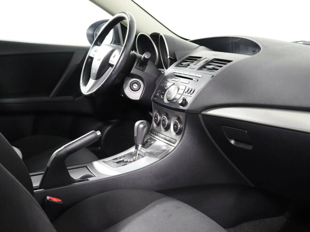 Mazda 3 1.6 АКПП, 2010 фото 7
