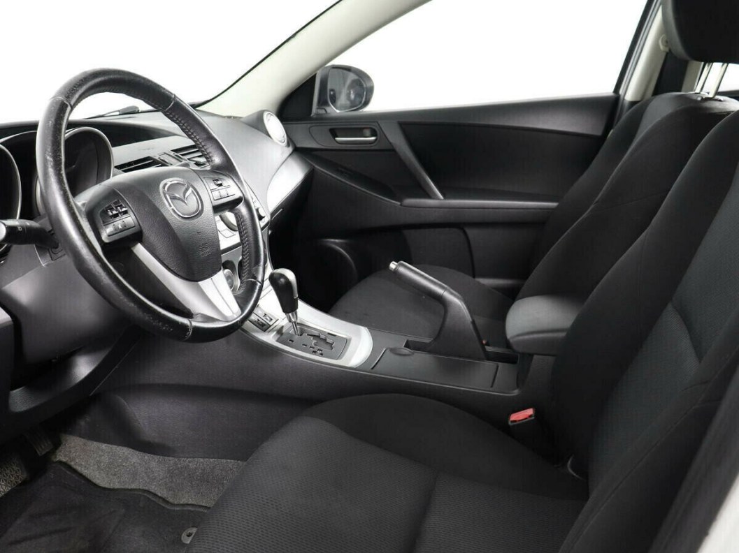 Mazda 3 1.6 АКПП, 2010 фото 9