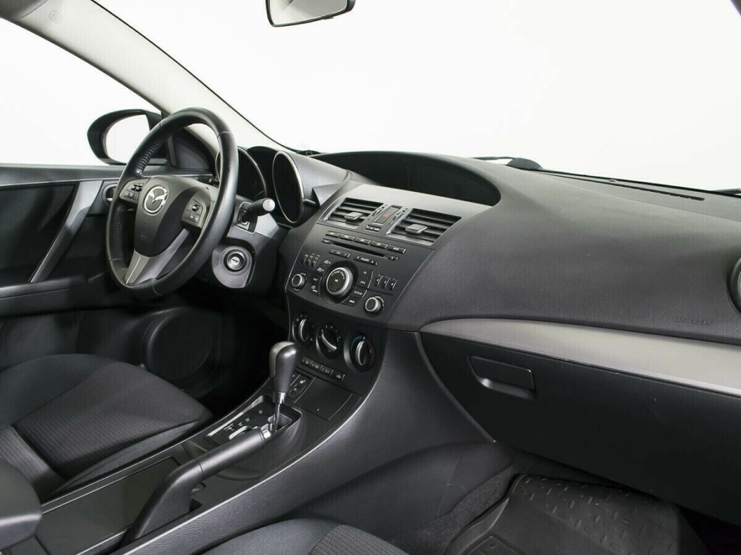 Mazda 3 1.6 АКПП, 2011 фото 10