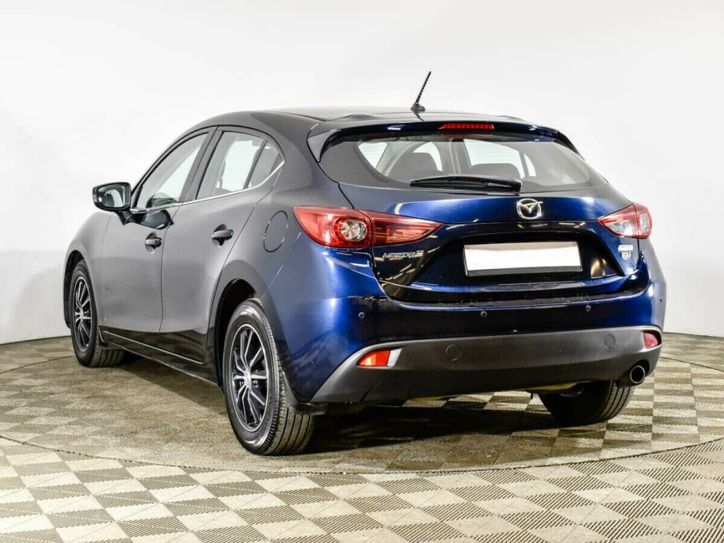 Mazda 3 1.5 АКПП, 2013 фото 4
