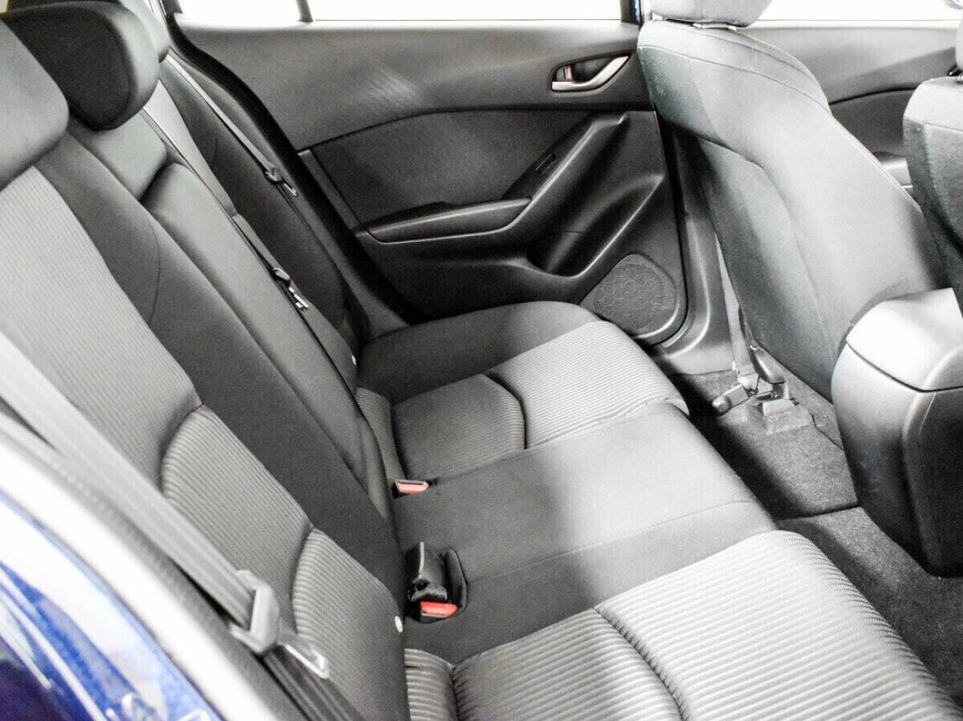 Mazda 3 1.5 АКПП, 2013 фото 6
