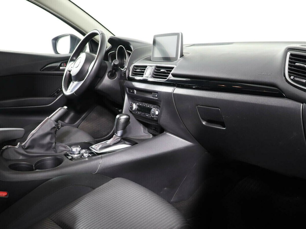 Mazda 3 1.6 АКПП, 2016 фото 8