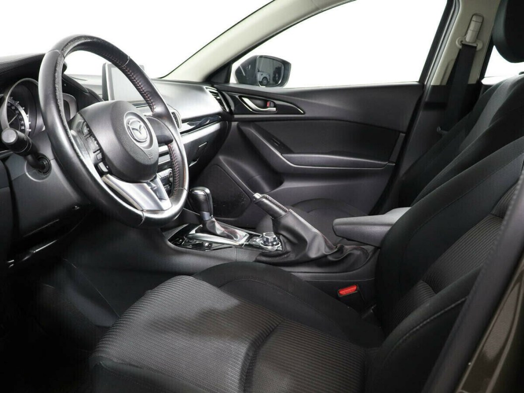 Mazda 3 1.6 АКПП, 2016 фото 9