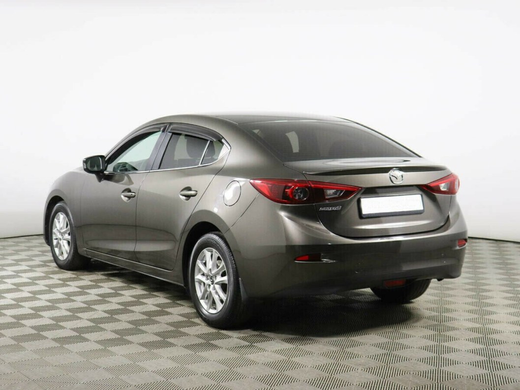Mazda 3 1.6 АКПП, 2015 фото 4