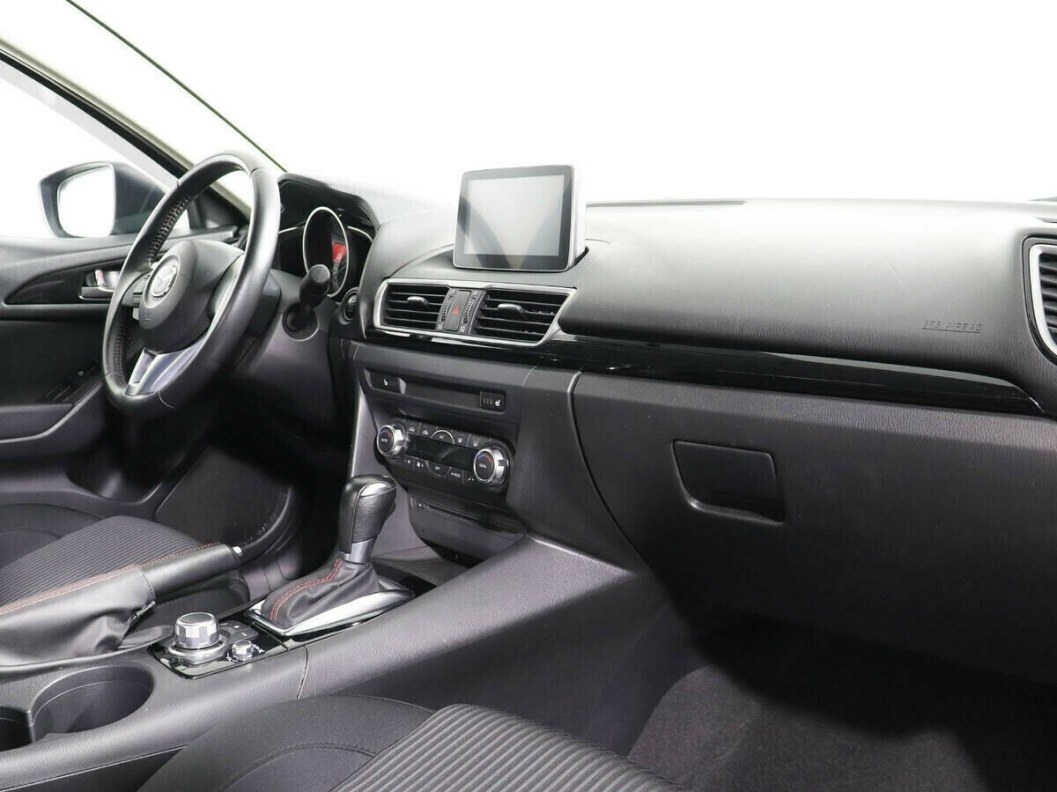 Mazda 3 1.6 АКПП, 2015 фото 9