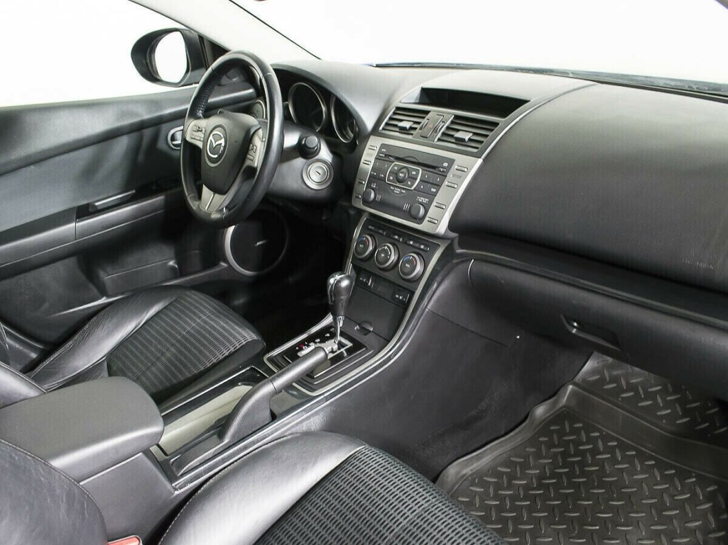 Mazda 6 2.0 АКПП, 2008 фото 9