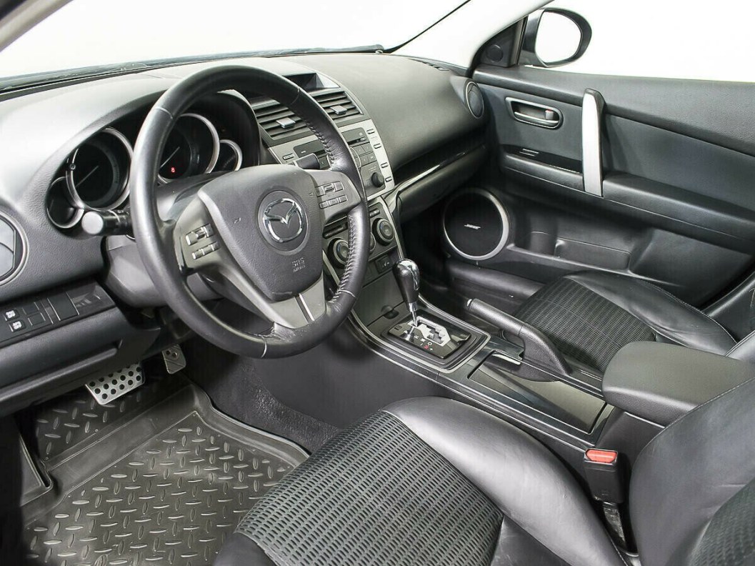 Mazda 6 2.0 АКПП, 2008 фото 12