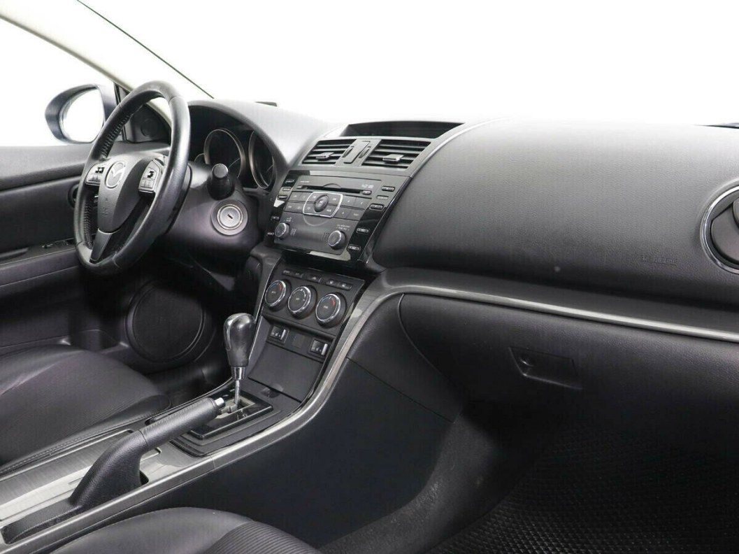 Mazda 6 2.0 АКПП, 2010 фото 6