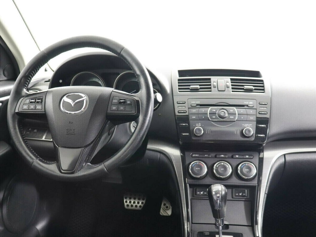Mazda 6 2.0 АКПП, 2010 фото 7
