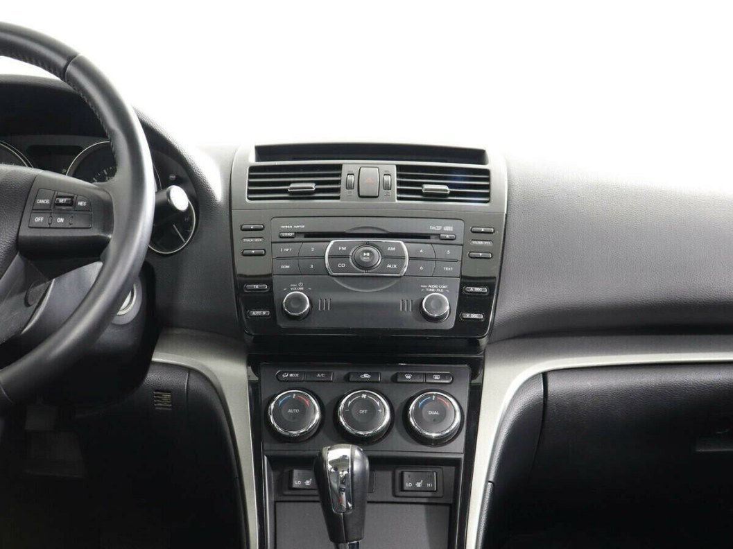 Mazda 6 2.0 АКПП, 2012 фото 5