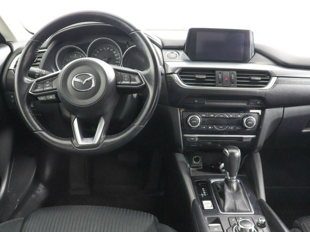 Mazda 6 2.0 АКПП, 2018 фото 6