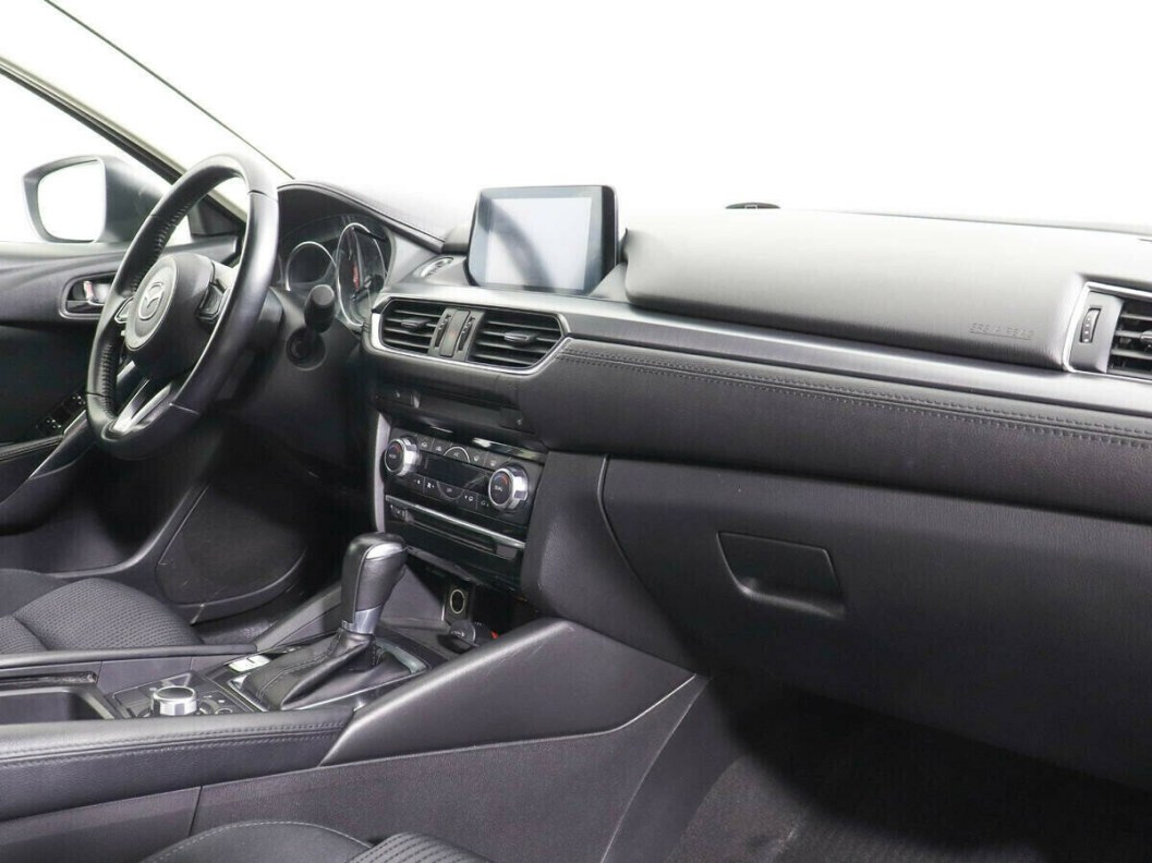 Mazda 6 2.0 АКПП, 2018 фото 8