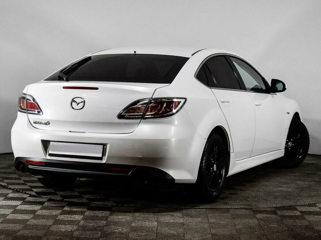 Mazda 6 2.0 АКПП, 2010 фото 2