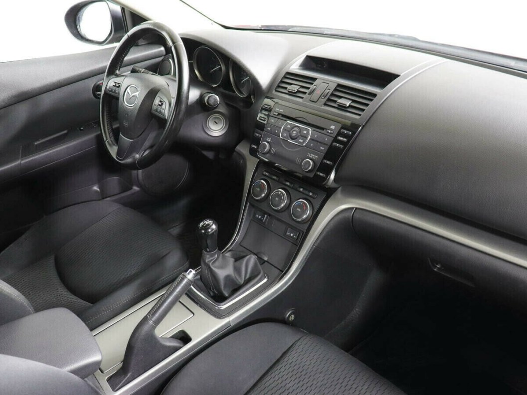 Mazda 6 1.8 МКПП, 2010 фото 7
