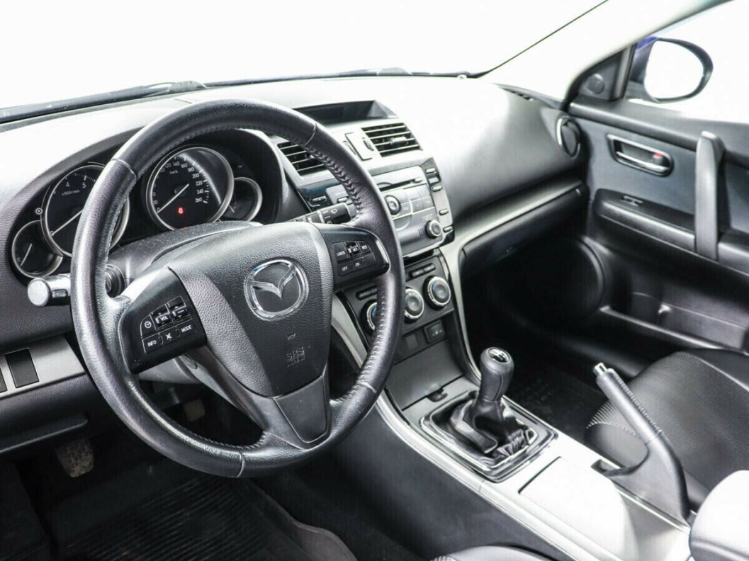 Mazda 6 2.0 АКПП, 2012 фото 6