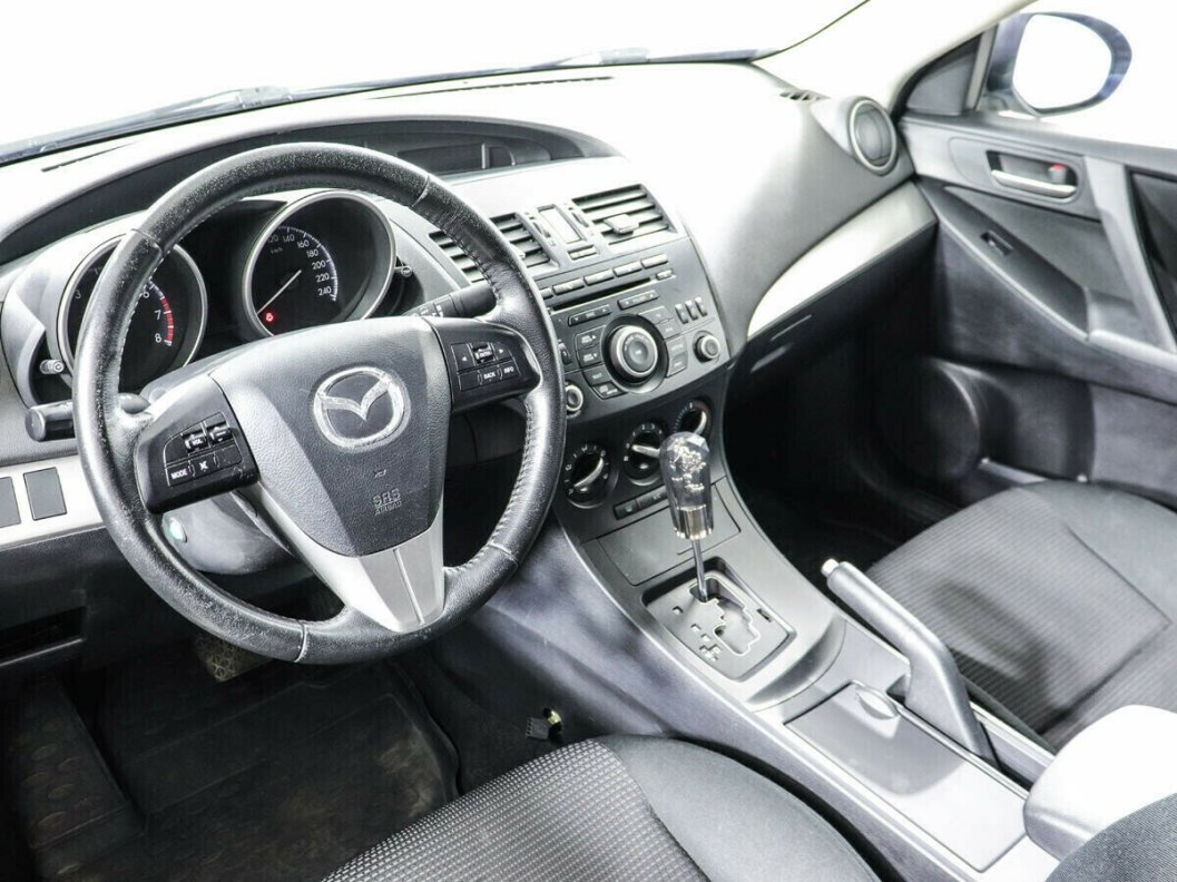 Mazda 3 1.6 АКПП, 2012 фото 5