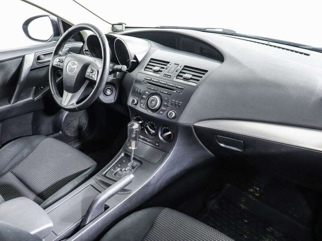 Mazda 3 1.6 АКПП, 2012 фото 6