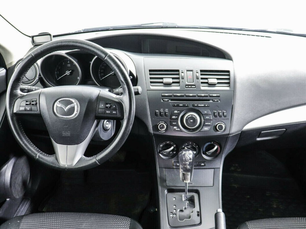 Mazda 3 1.6 АКПП, 2012 фото 8