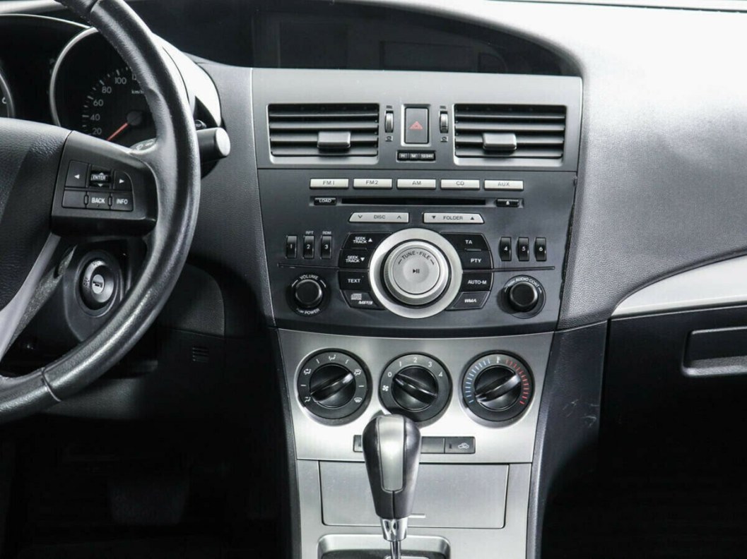 Mazda 3 1.6 АКПП, 2011 фото 7