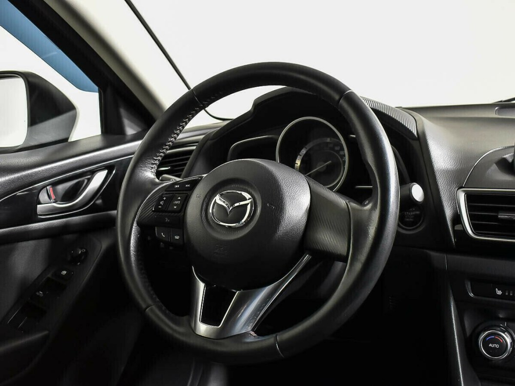 Mazda 3 1.6 АКПП, 2013 фото 5