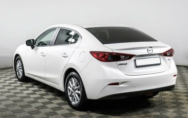 Mazda 3 1.5 АКПП, 2018 превью 4