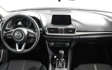 Mazda 3 1.5 АКПП, 2018 превью 6