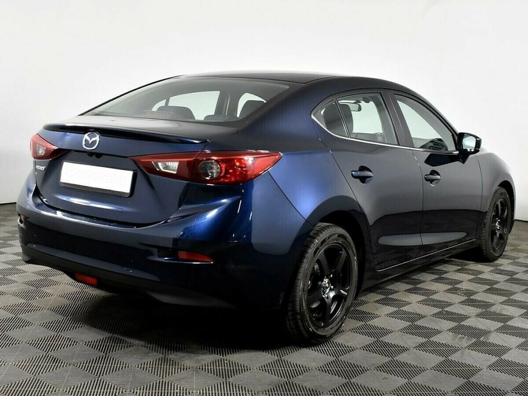 Mazda 3 1.6 АКПП, 2017 фото 2
