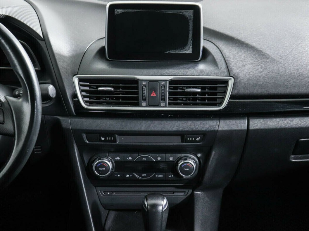 Mazda 3 1.5 АКПП, 2013 фото 8