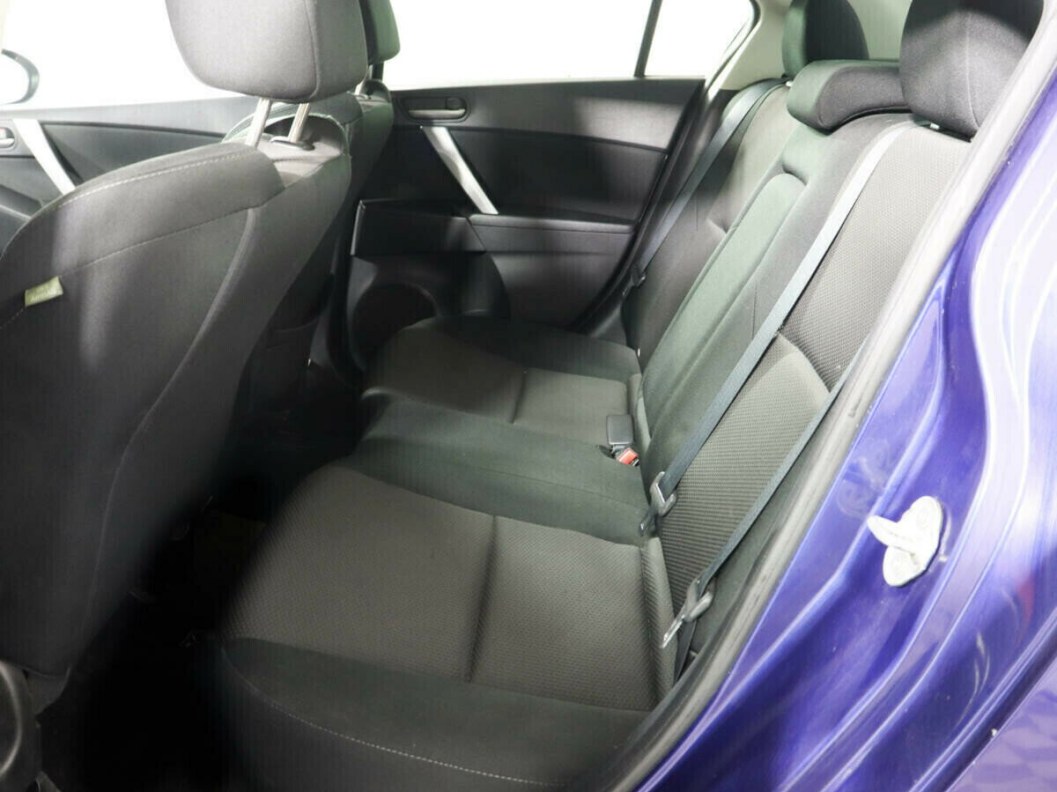 Mazda 3 1.6 АКПП, 2011 фото 9