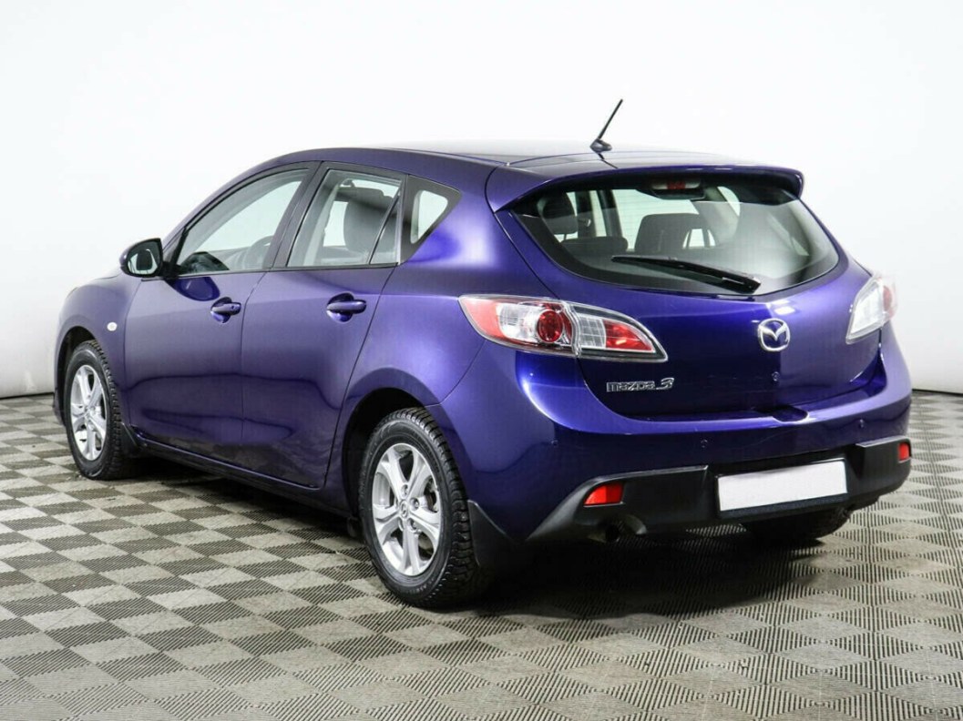 Mazda 3 1.6 АКПП, 2011 фото 4