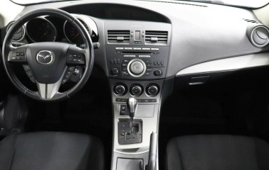 Mazda 3 1.6 АКПП, 2011 превью 8