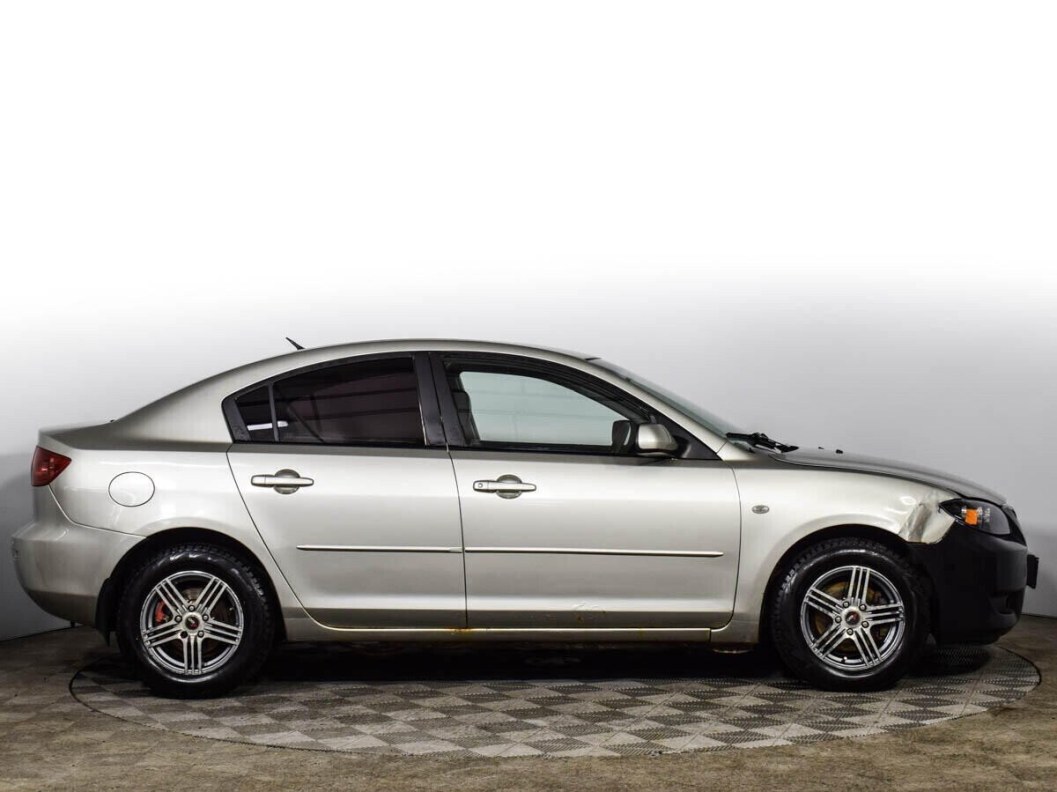 Mazda 3 1.6 МКПП, 2005 фото 4