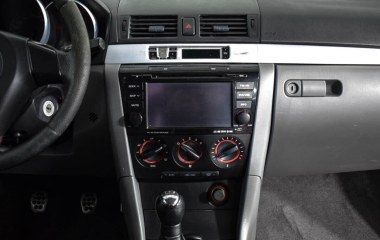 Mazda 3 1.6 МКПП, 2005 превью 11