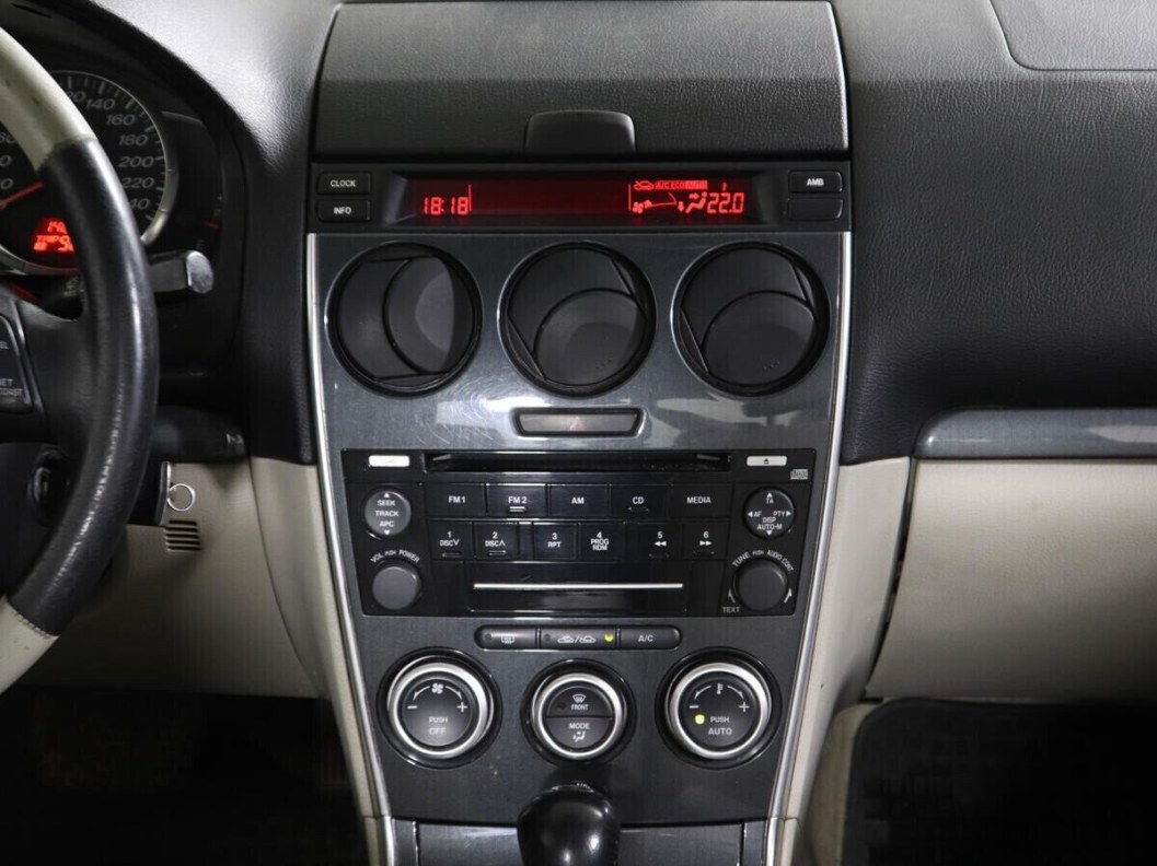 Mazda 6 2.0 АКПП, 2006 фото 13