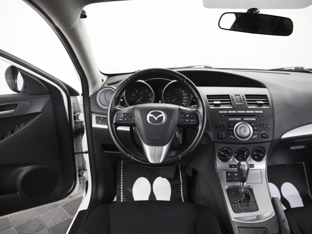 Mazda 3 Touring 1.6 АКПП, 2013 фото 13