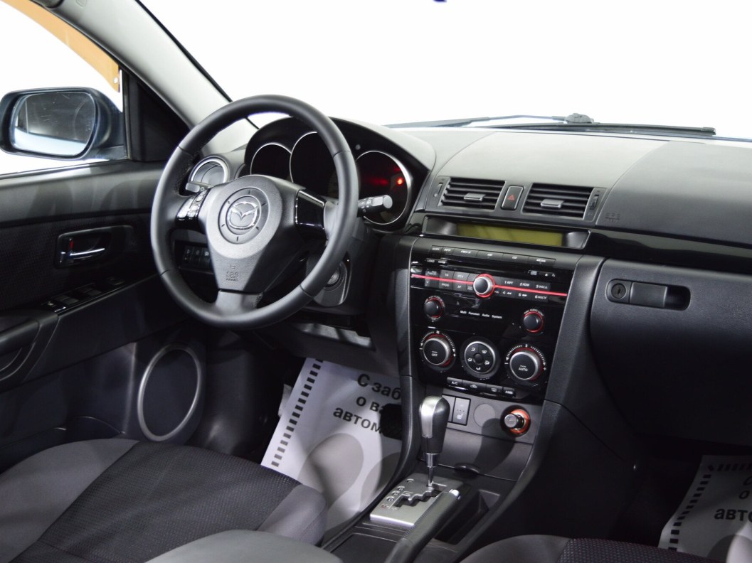 Mazda 3 1.6 АКПП, 2009 фото 16
