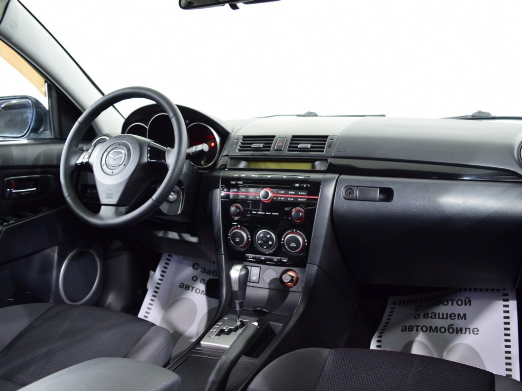 Mazda 3 1.6 АКПП, 2009 фото 17