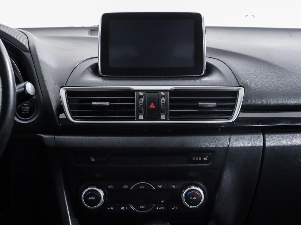 Mazda 3 Supreme 1.5 АКПП, 2015 фото 6