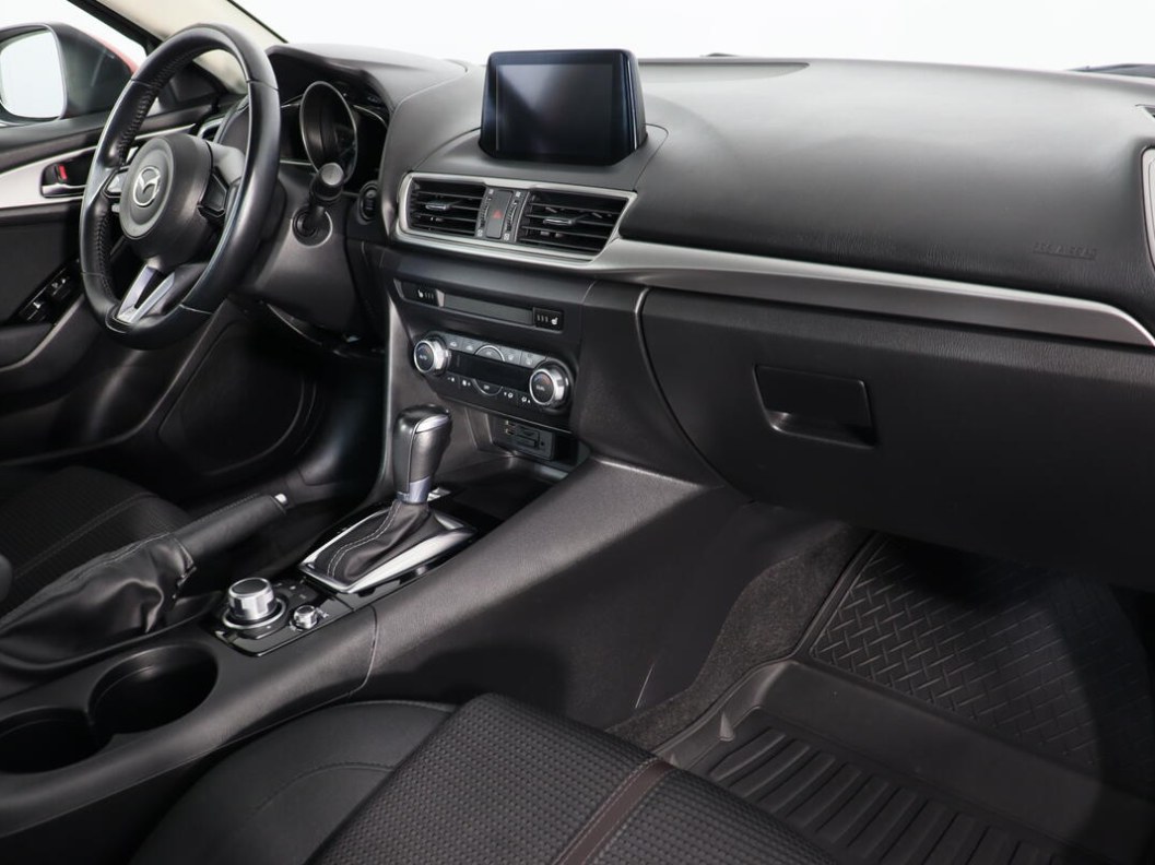 Mazda 3 Active+ 1.5 АКПП, 2019 фото 4