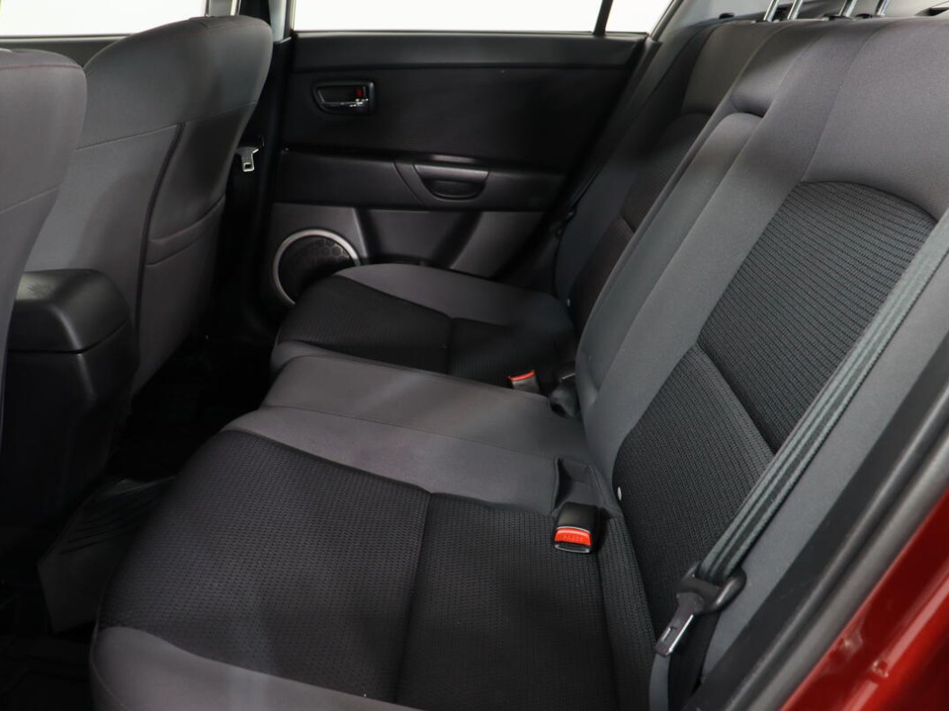 Mazda 3 1.6 МКПП, 2009 фото 4
