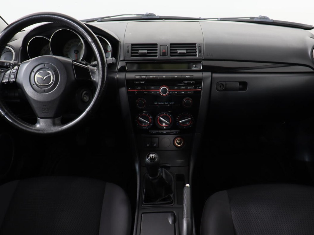 Mazda 3 1.6 МКПП, 2009 фото 11