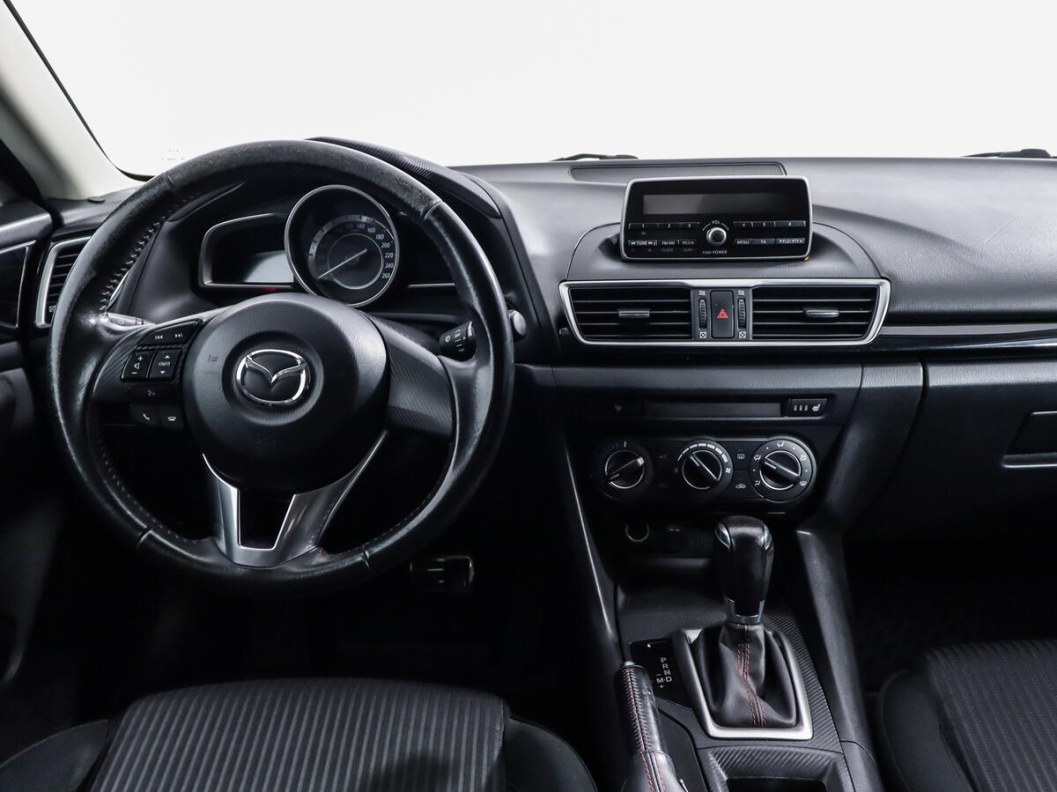 Mazda 3 Active 1.6 АКПП, 2016 фото 3