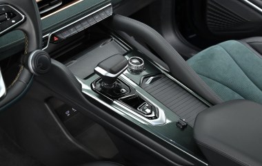 Geely Monjaro Exclusive (2023) 2.0 АКПП, 2023 превью 12