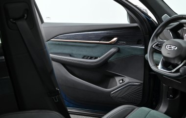 Geely Monjaro Exclusive (2023) 2.0 АКПП, 2023 превью 15