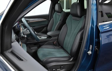 Geely Monjaro Exclusive (2023) 2.0 АКПП, 2023 превью 16