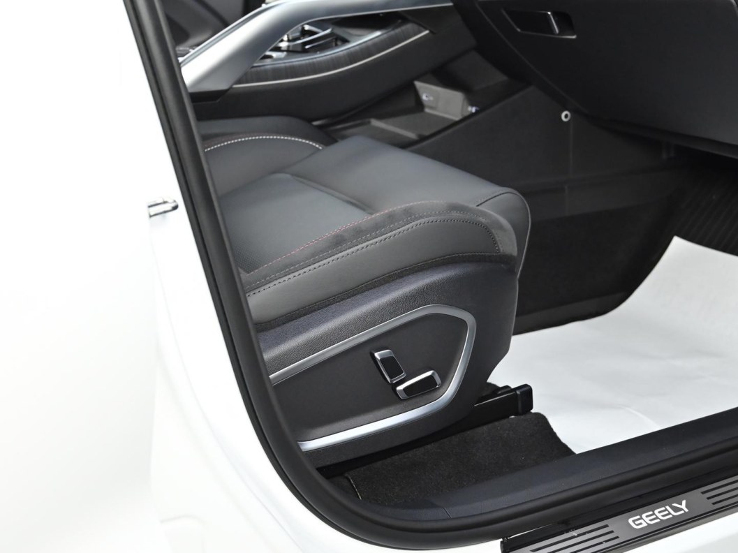 Geely Tugella Flagship 2.0 АКПП, 2023 фото 14